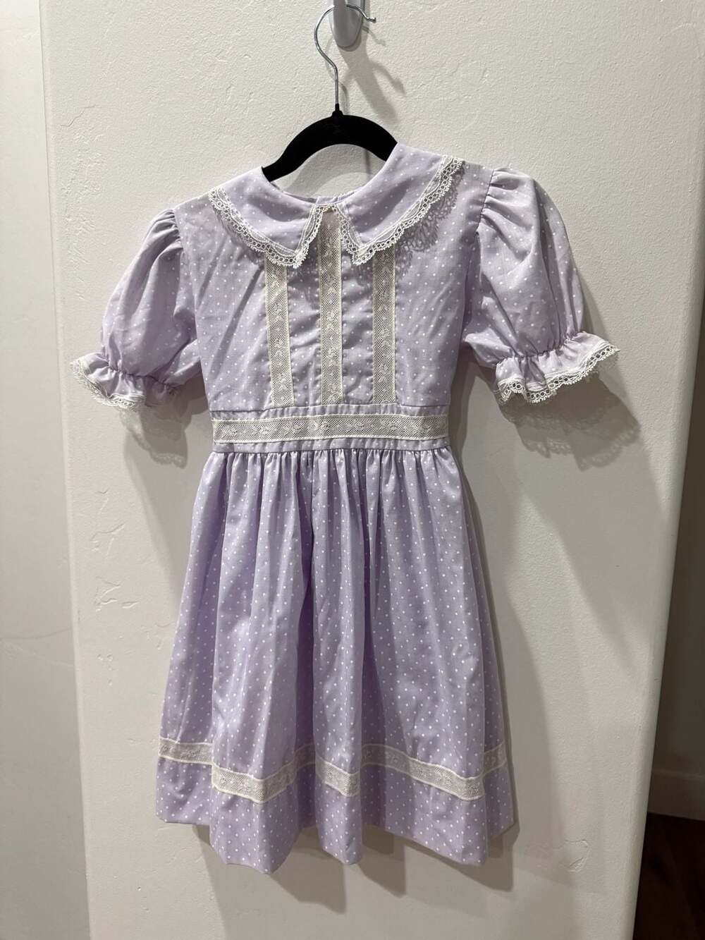 Vintage Purple Polka Dot Prairie Dress with Lace Trim and Puff Sleeves